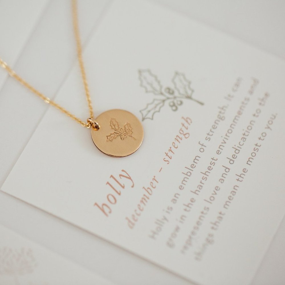 December Holly Birth Flower Minimal Charm Necklace - Picture 5 of 16